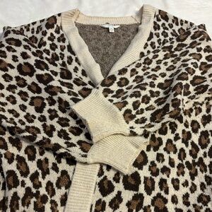 XL 16-18 Leopard cardigan